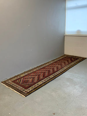 Hamadan antique runner (310 x 103cm)