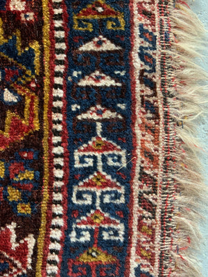 Shirazi Gashgai carpet (292 x 206cm)