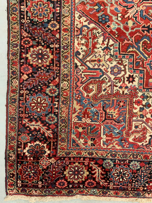 Azerbaijan vintage Heriz carpet (406 x 288cm)