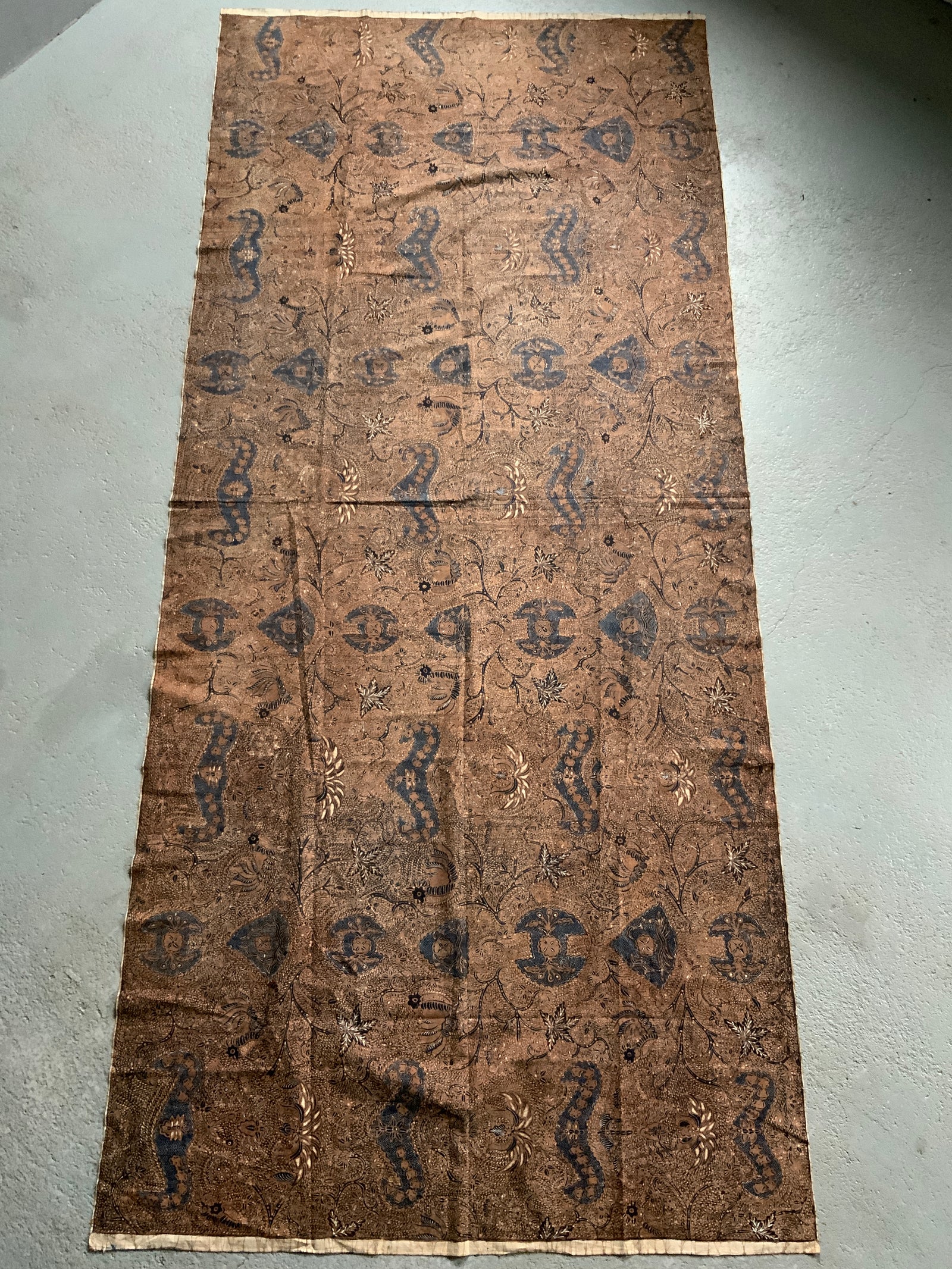 Javanese batik sarong (237 x 104cm)