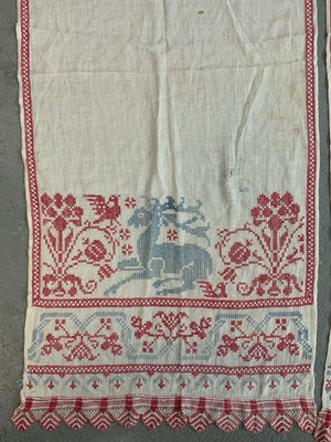 Italian antique Assisi work counterplains (138 x 55cm)