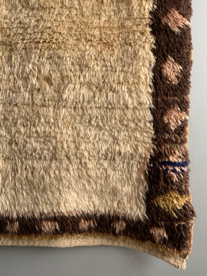 Turkish plain centre Tulu rug (165 x 117cm)