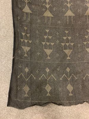 Egyptian Asyut net and silver stole (189 x 88cm)