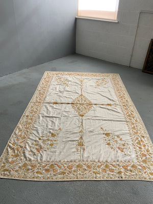 Kashmir vintage embroidery (224 x 124cm)