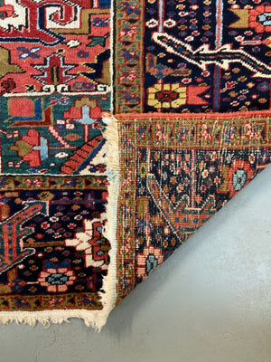 Heriz carpet (352 x 261cm)