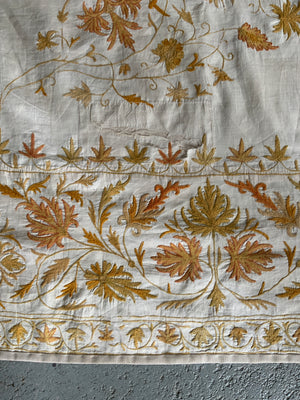 Kashmir vintage embroidery (224 x 124cm)
