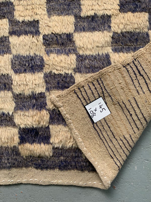Turkish Tulu chequered rug (145 x 108cm)