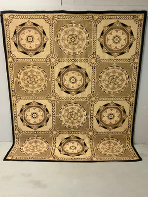 Looped pile mosaic design carpet (290 x 232cm)