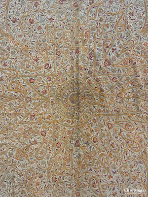 Kashmiri Fine Embroidered Shawl (184 X 184 Cm)