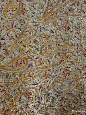Kashmiri Fine Embroidered Shawl (184 X 184 Cm)