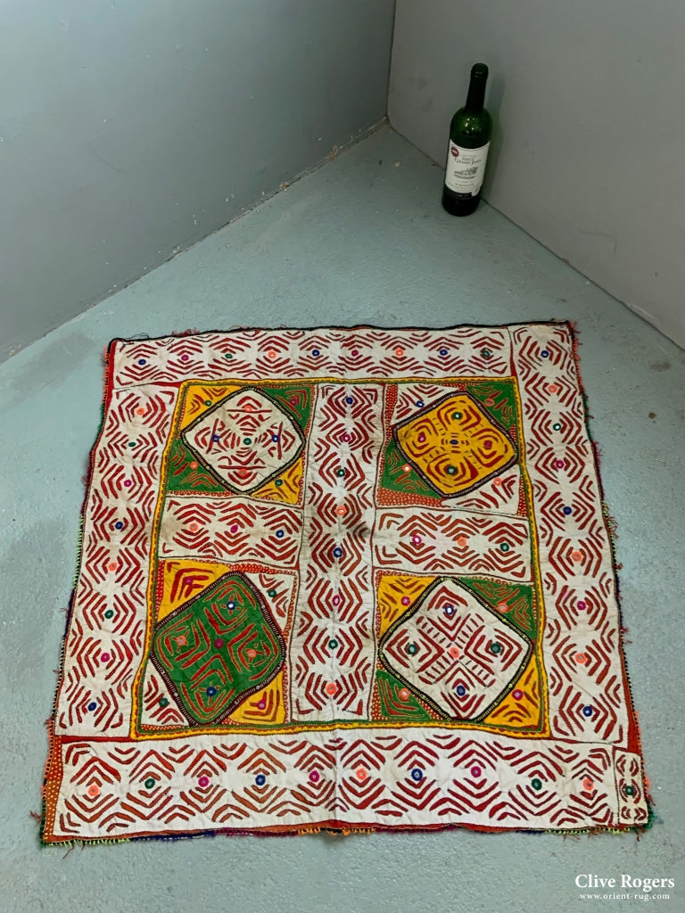 (82 X 82 Cm)