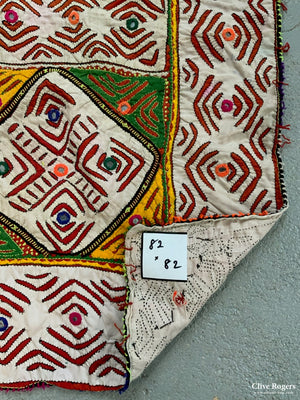 (82 X 82 Cm)