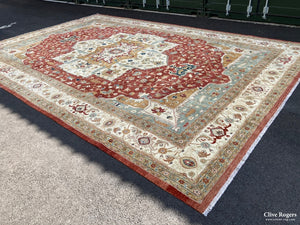 Indian Heriz Design Oversize Modern Carpet (558 X 365Cm) Oversize Carpet