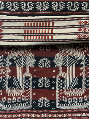 Woven Skirt (134 X 70Cm)