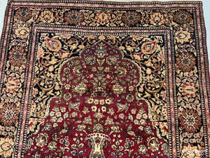 Isphahan Antique Rug (208 X 137Cm) Rug