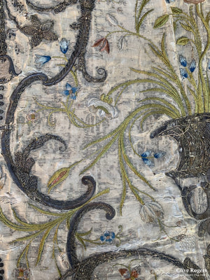 Italian Embroidered Valance 17/18Th Cent