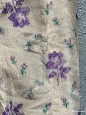 Late Victorian / Edwardian Shinese Silk Taffeta Full Length Skirt