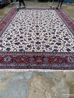 Najafabad Oversize Carpet - Part Silk (530 X 345 Cm) Oversize Carpet