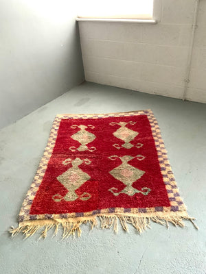 Anatolian vintage loop pile rug (143 x 110cm)