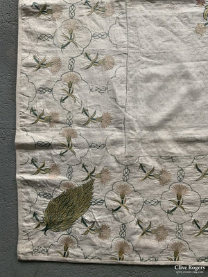 Queen Anne Period Counterpane Bedcover Probably Britsih Circa 1710 Embroidery