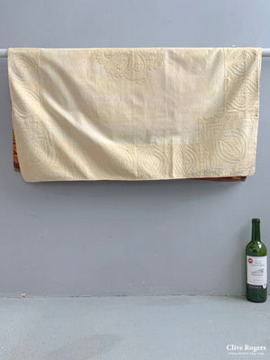 Quilted Cover (92 X 88Cm)