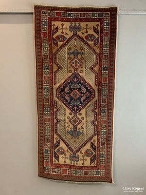 Sarab Narrow Rug C 1930 (196 X 94Cm)