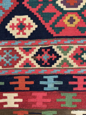 Mounted Kilim (157 X 110Cm)