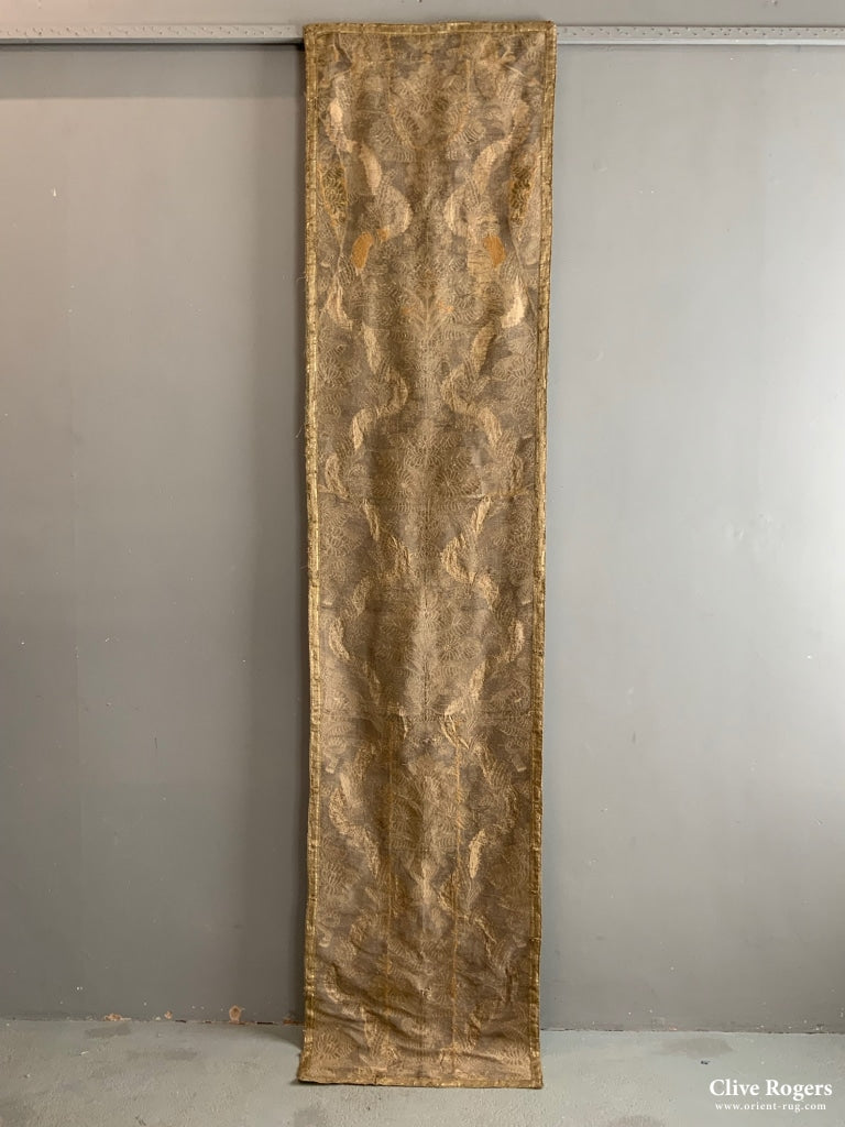 Silver Brocade (246 X 55Cm)