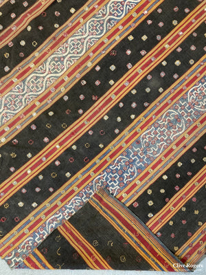 Sumatran Croe Tapis Silk Embroidered With Mirrors On Cotton Early 20Th Cent Tapis