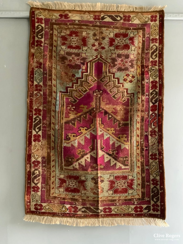 Turkish Antique Kirshehir Prayer Rug ( Af ) 135 X 90 Cm