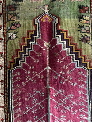 Turkish Antique Kirshehir Prayer Rug ( 158 X 112 Cm )