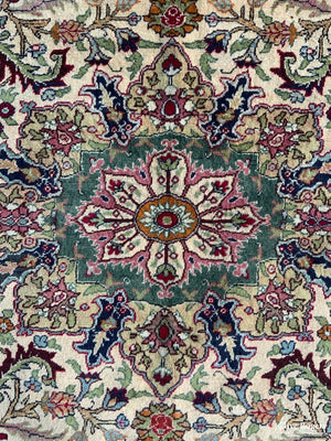 Indian Tabriz Carpet (308 X 198Cm) Carpet