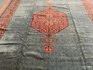 Turkish Or Greek Sparta Oversize Carpet ( 510 X 330 Cm)