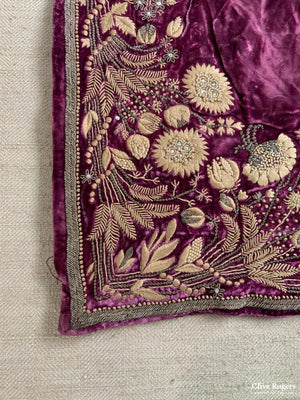 Turkish Silk Velvet Pillow Case (43 X 42Cm)