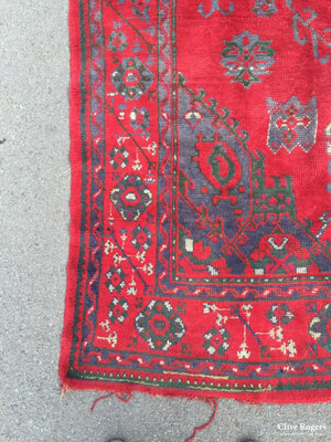 Turkish Turkey Ushak Carpet With Medallion Circa 1925 Carpet