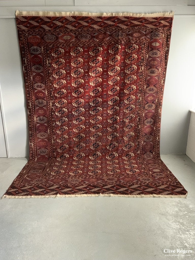 Turkmen antique Tekke carpet (355 x 258cm) - Clive Rogers