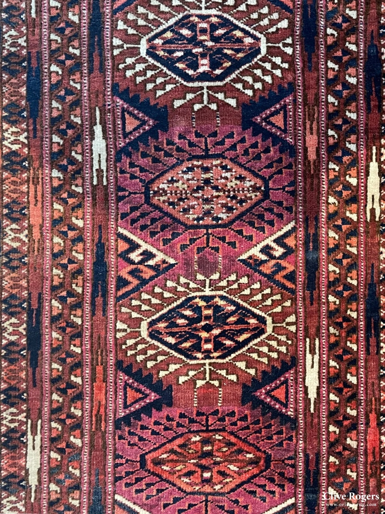 Turkmen antique Tekke carpet (355 x 258cm) - Clive Rogers