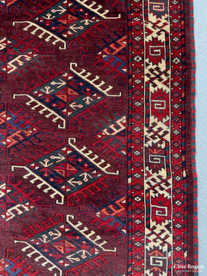 Turkmen Yomut Gul Carpet (324 X 174Cm)