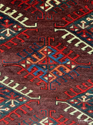 Turkmen Yomut Gul Carpet (324 X 174Cm)