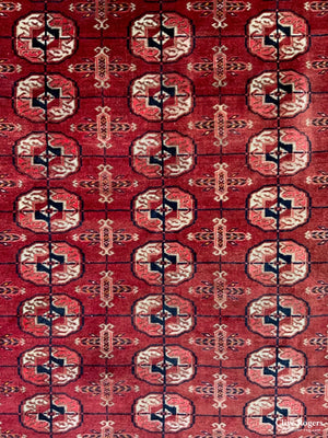 Turkoman Tekke Rug (180 X 137Cm)