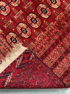 Turkoman Tekke Rug (180 X 137Cm)