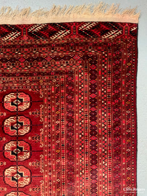 Turkoman Tekke Rug (180 X 137Cm)