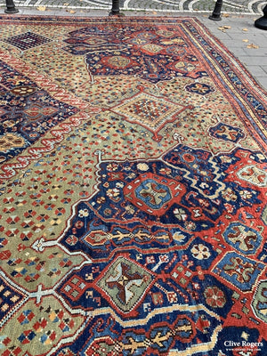 Ushak Antique Oversize Carpet (710 X 562Cm) Carpet